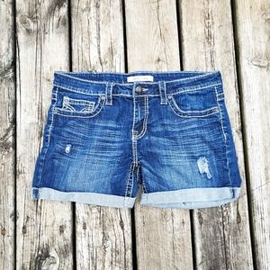 Vigoss distressed denim embellished jean shorts size 31 in very good condition
